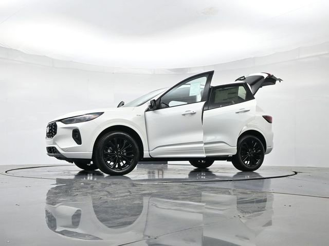 New 2025 Ford Escape ST-Line Elite w/ Premium Technology Package image 50
