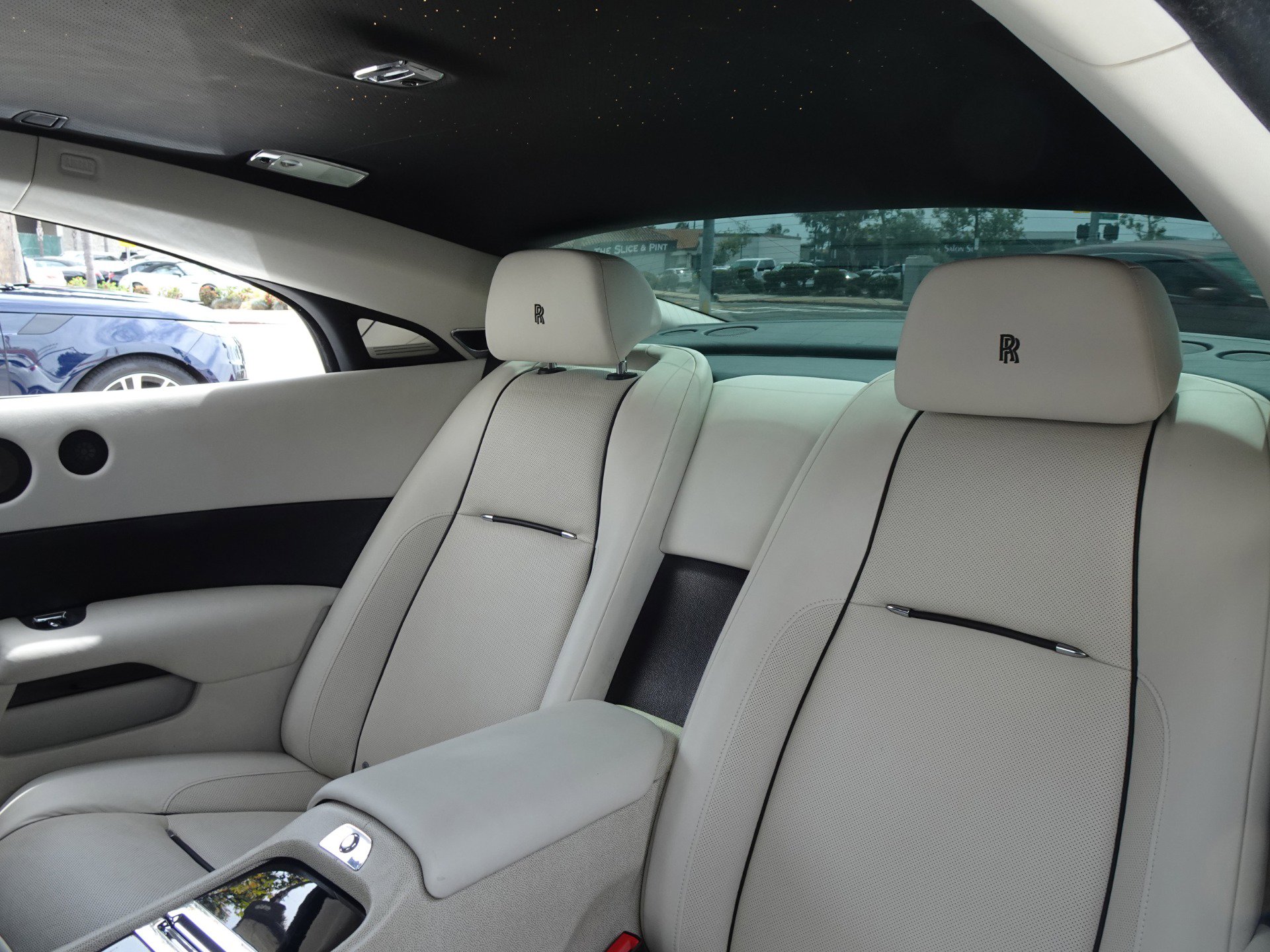Used 2014 Rolls-Royce Wraith RWD image 17