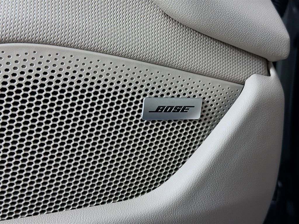 Certified 2025 Porsche Taycan image 20