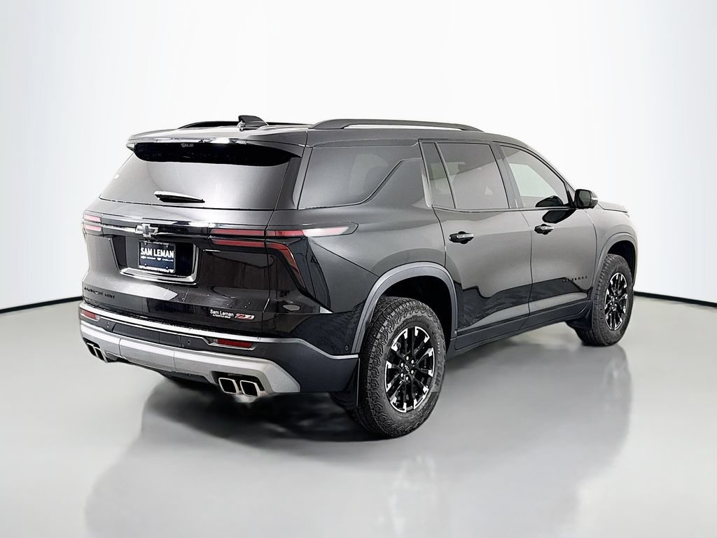 Used 2025 Chevrolet Traverse Z71 w/ Enhanced Driving Package AWD/4WD image 7