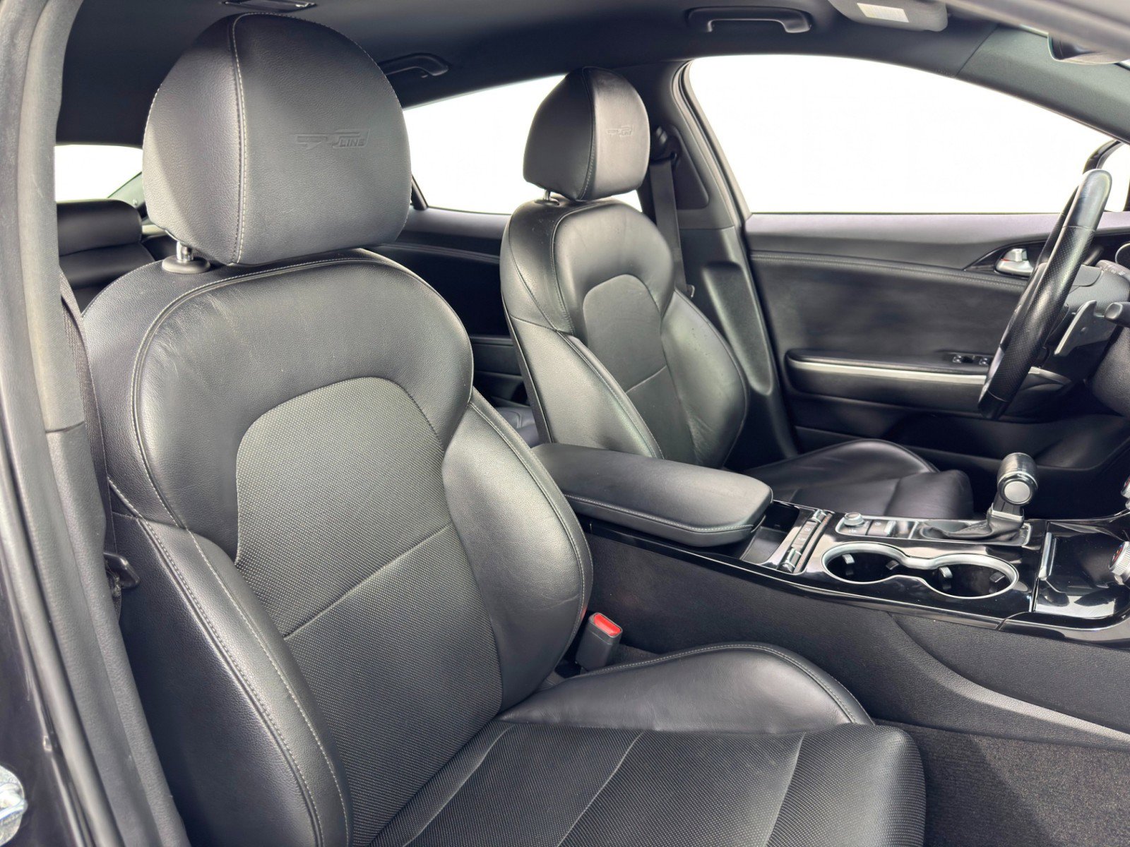 Used 2022 Kia Stinger GT-Line image 35