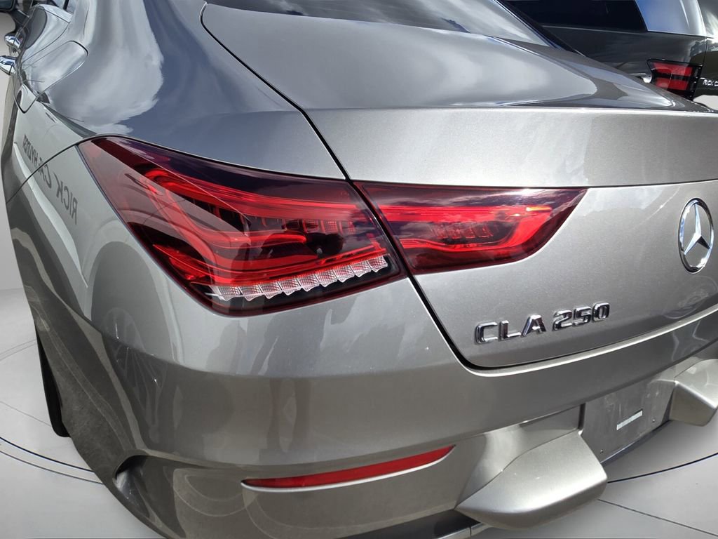Used 2021 Mercedes-Benz CLA 250 image 8