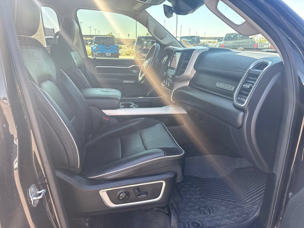 Used 2022 RAM 1500 Laramie AWD/4WD image 32