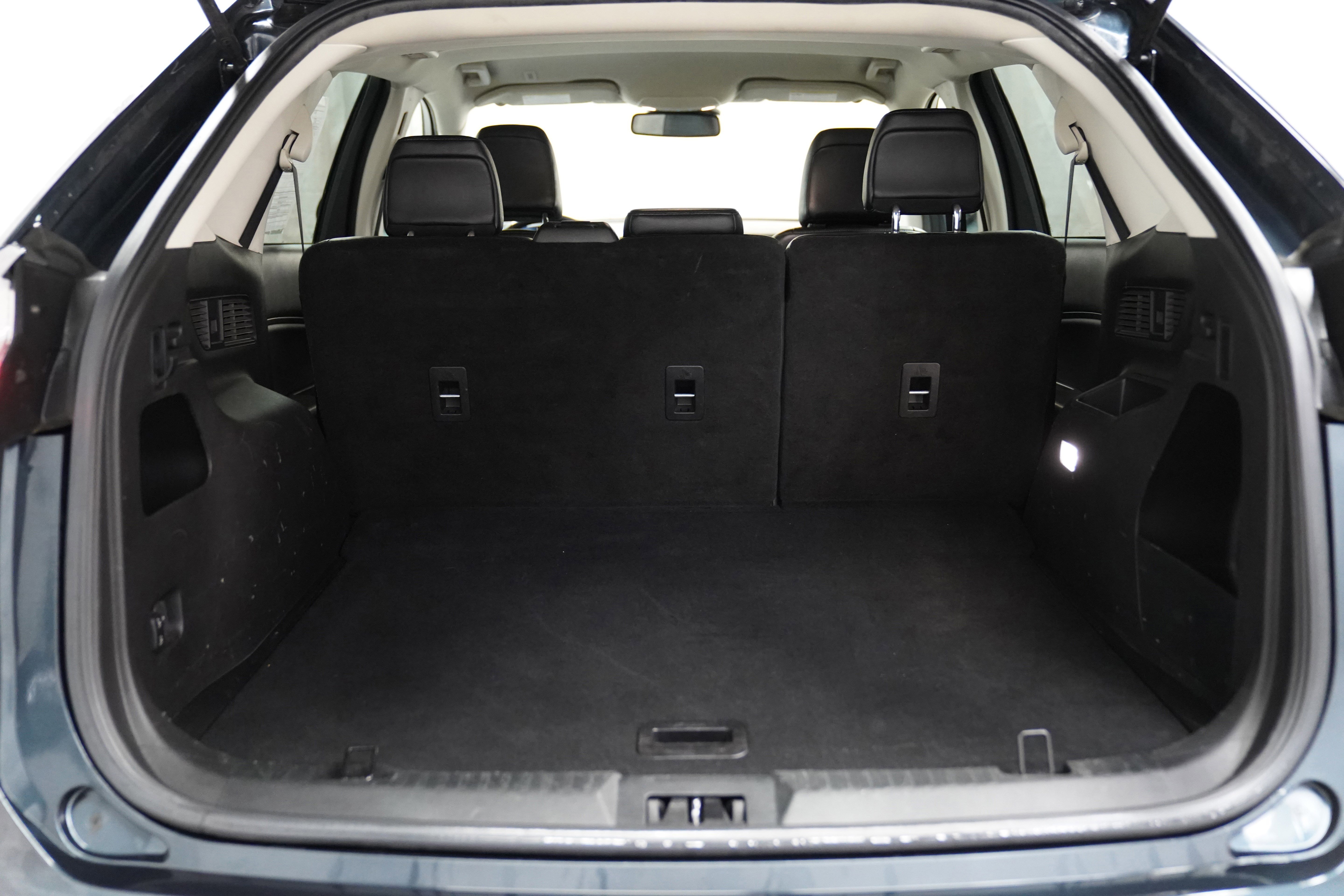 Used 2023 Ford Edge SEL image 7