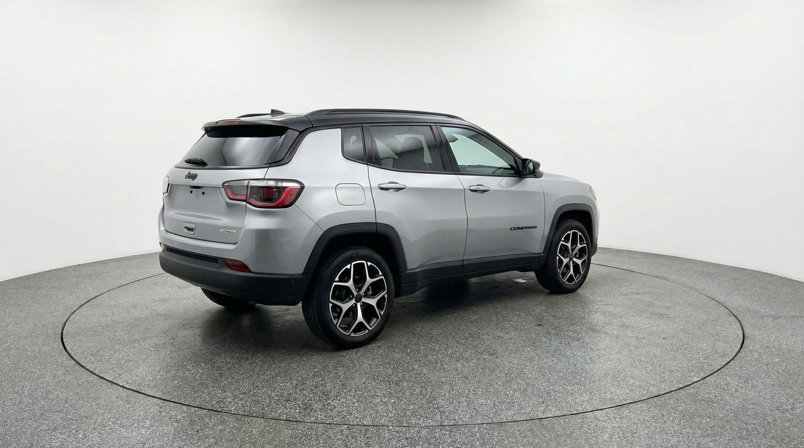 Used 2025 Jeep Compass Limited image 9