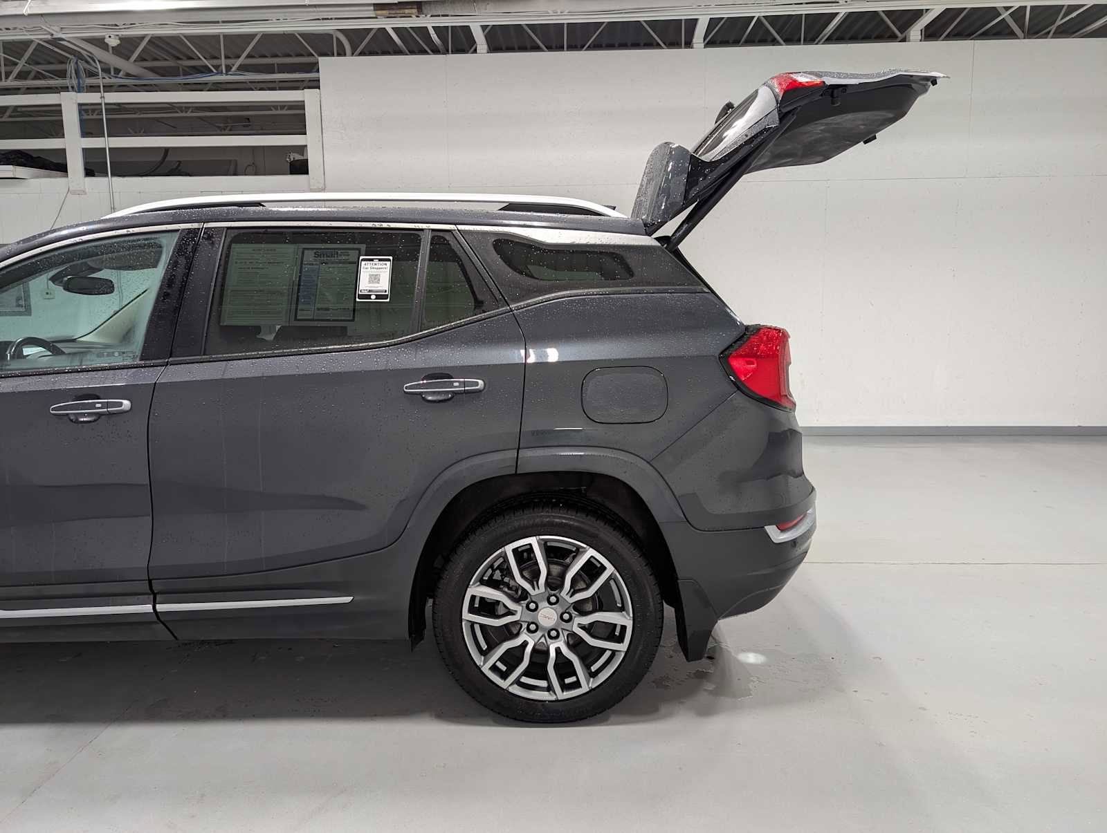 Certified 2022 GMC Terrain Denali image 11