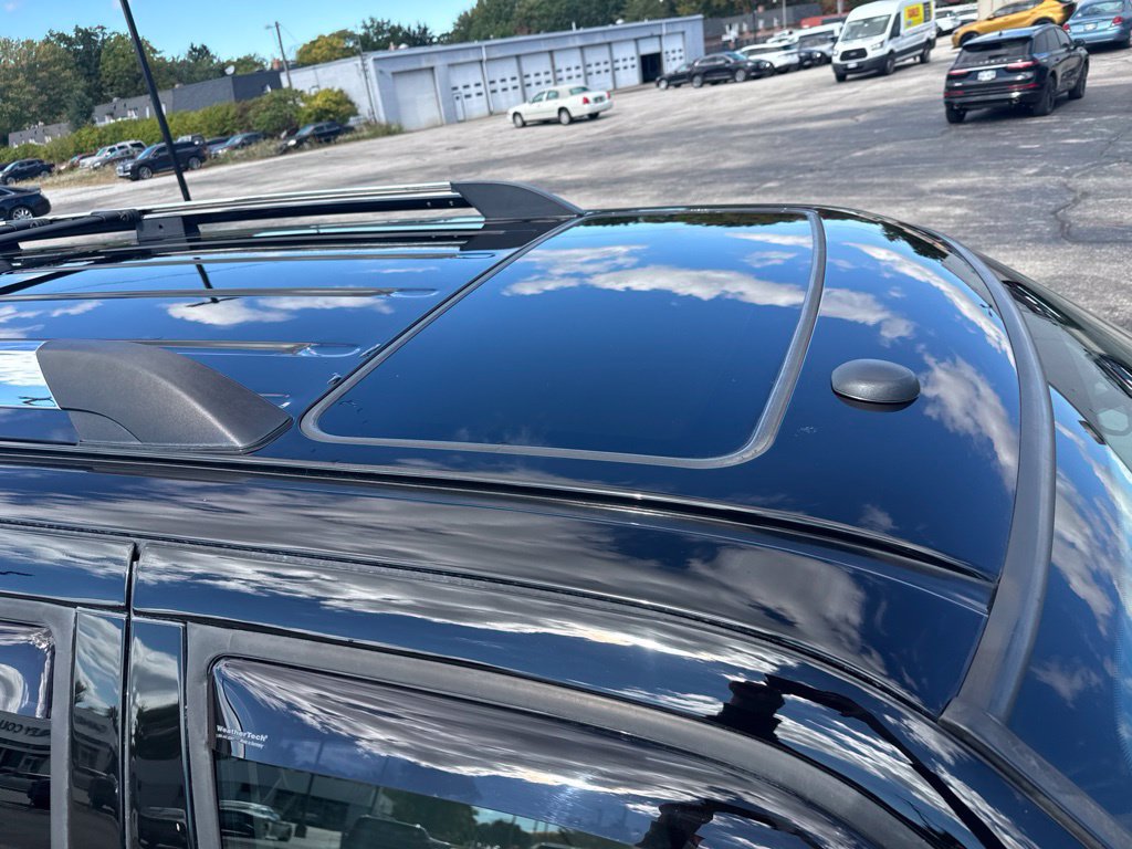 Used 2016 Lincoln Navigator Select AWD/4WD image 20