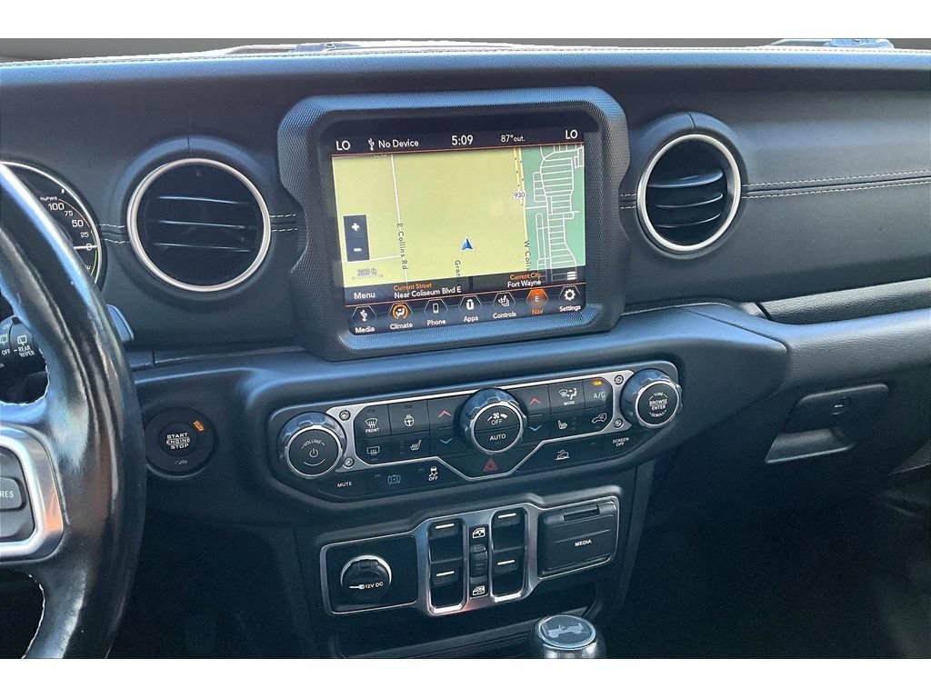 Used 2022 Jeep Wrangler Unlimited Sahara w/ Cold Weather Group AWD/4WD image 9