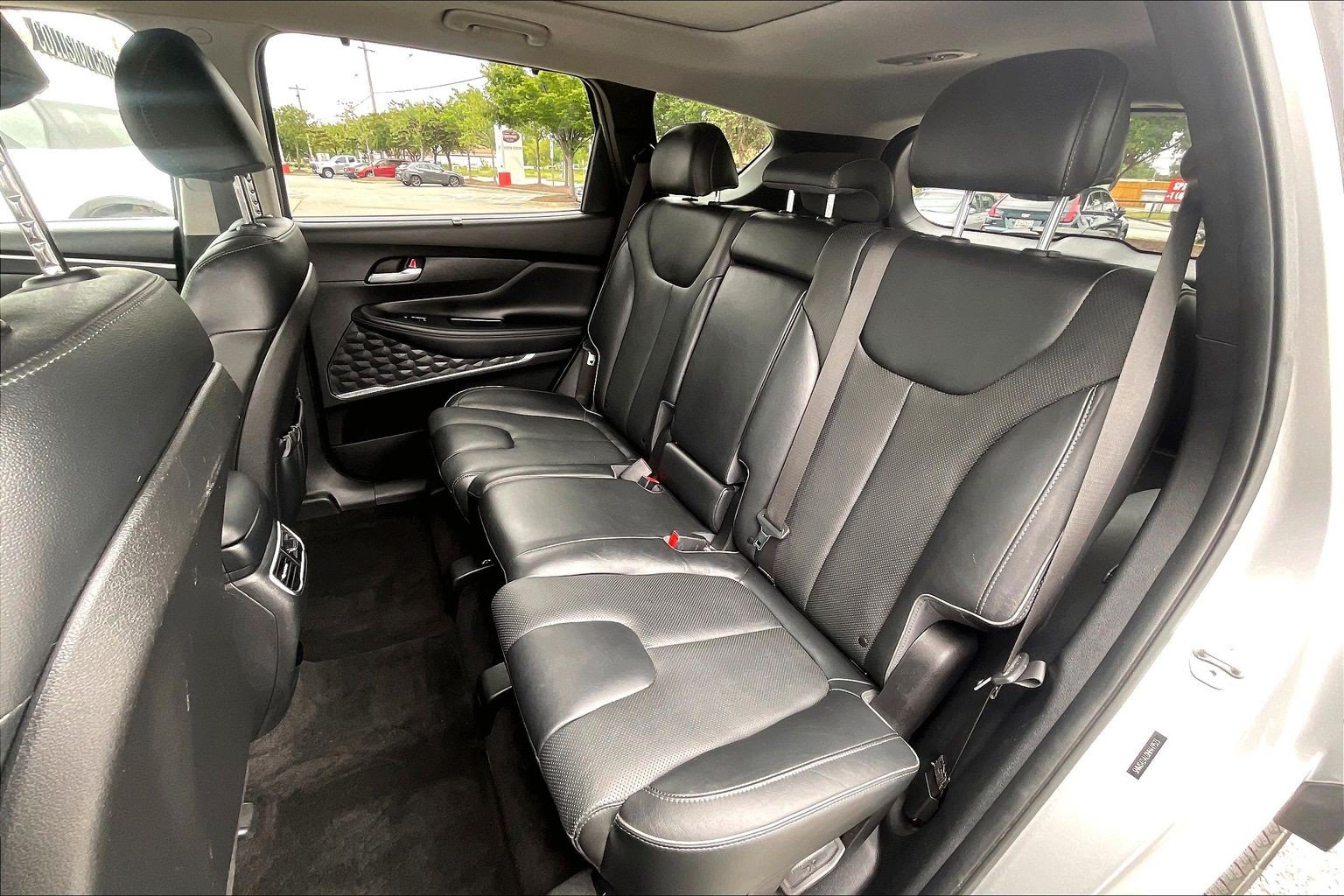 Used 2022 Hyundai Santa Fe Limited AWD/4WD image 31