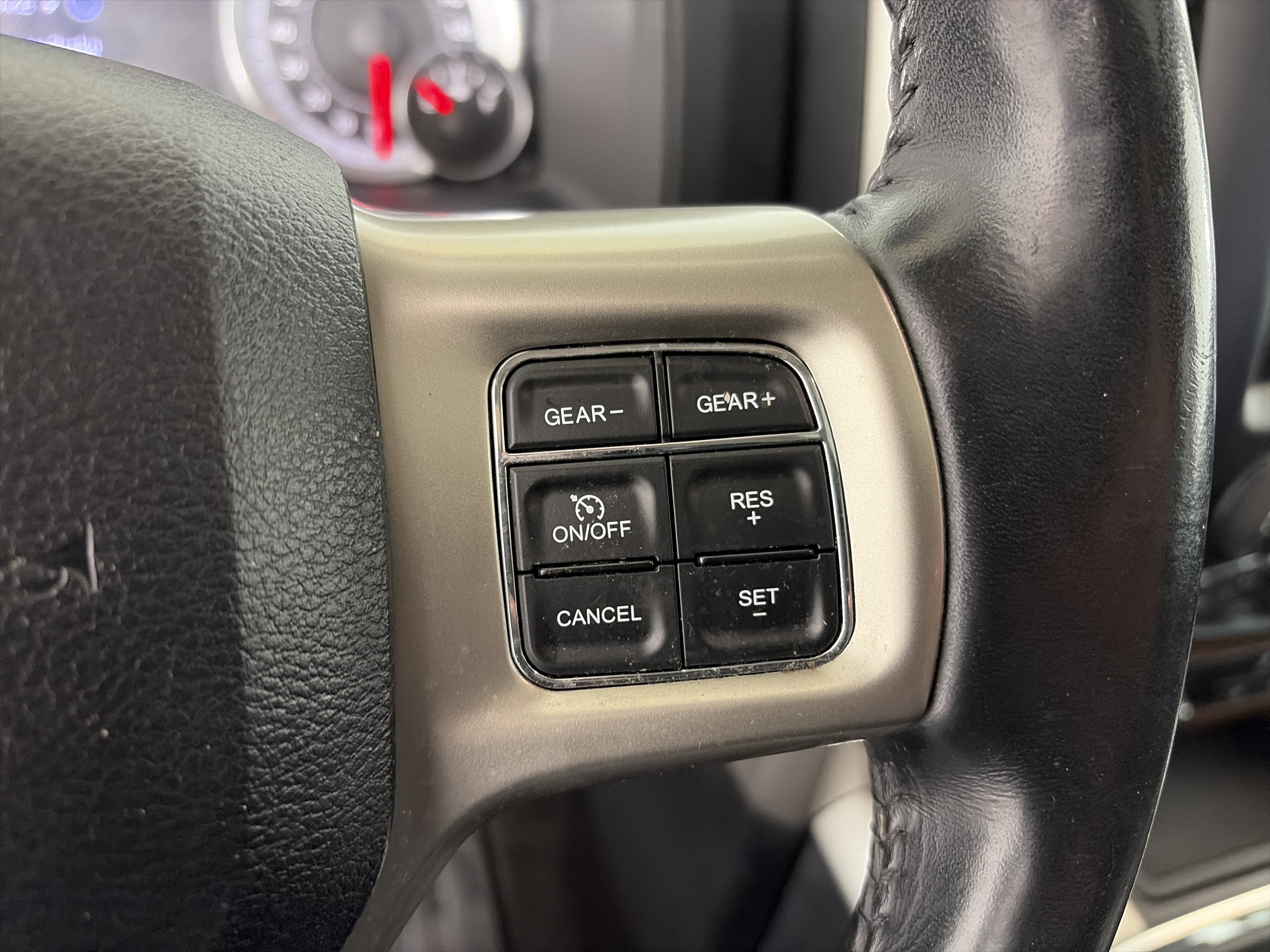 Used 2016 RAM 1500 Laramie w/ Convenience Group image 32