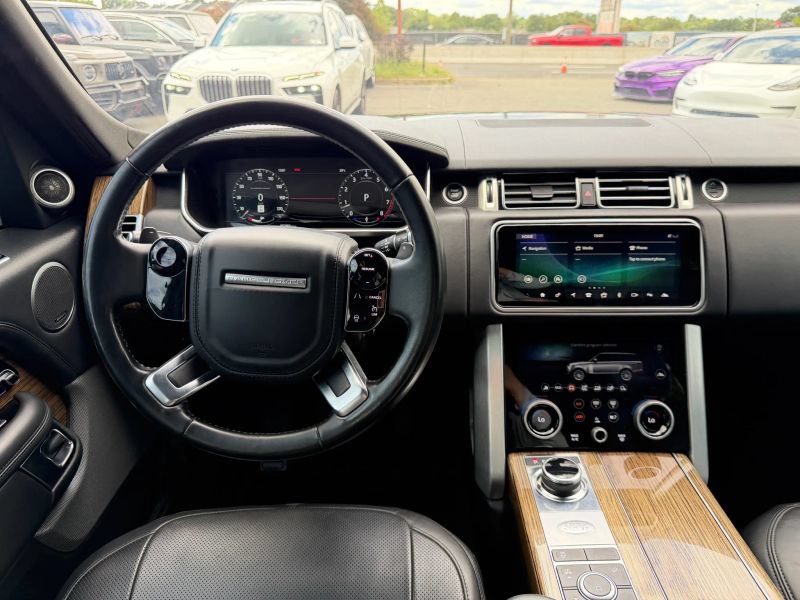 Used 2018 Land Rover Range Rover Supercharged AWD/4WD image 20