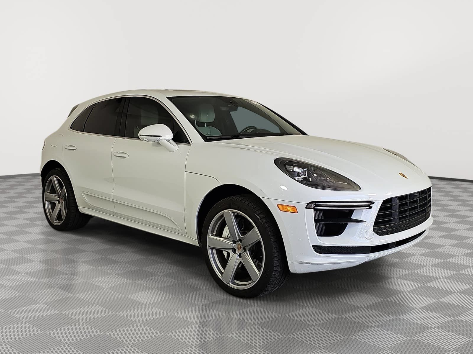 Used 2021 Porsche Macan Turbo AWD/4WD video 2