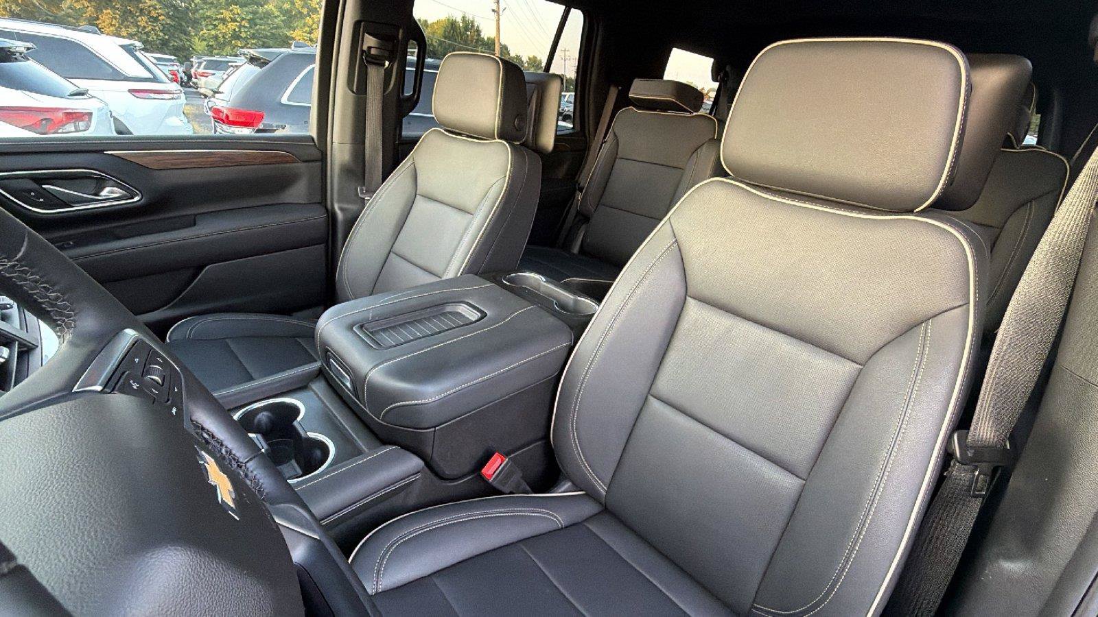 Used 2023 Chevrolet Tahoe Premier w/ Max Trailering Package AWD/4WD image 5