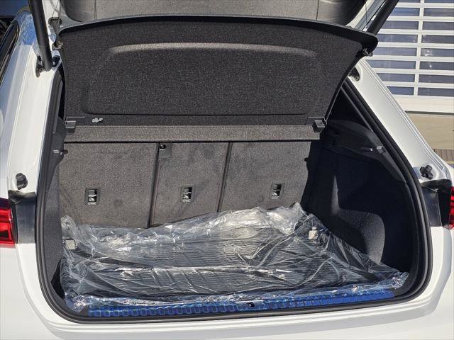 New 2025 Audi Q3 2.0T Premium image 7