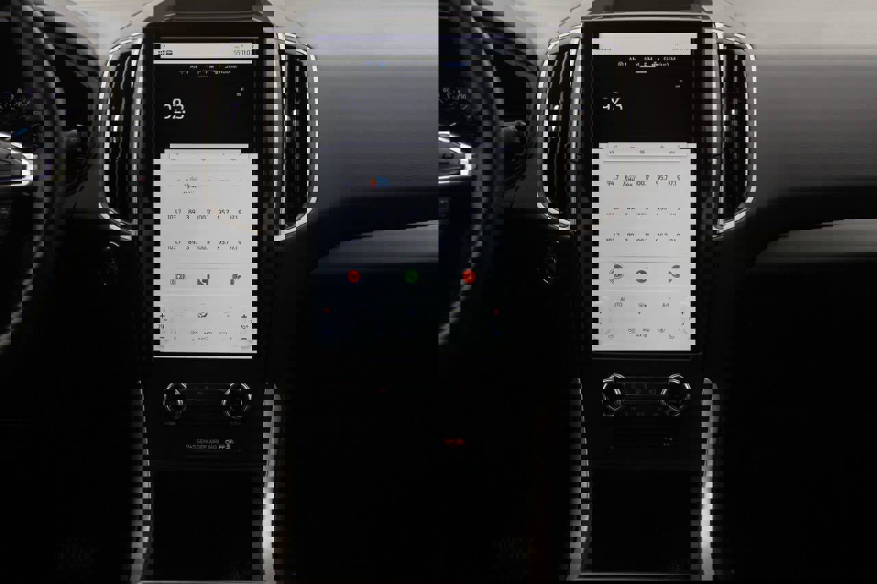 Certified 2024 Ford Edge SEL image 19