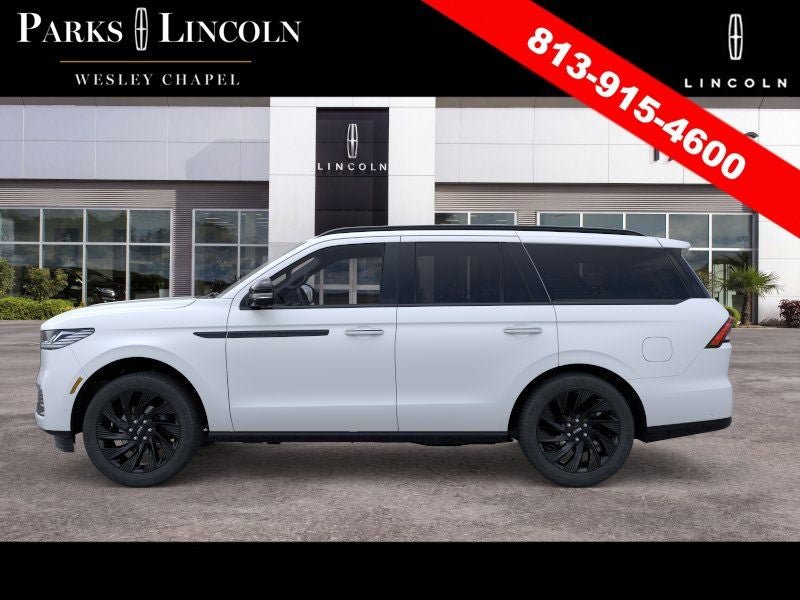 New 2026 Lincoln Navigator Reserve w/ Jet Appearance Package AWD/4WD image 3