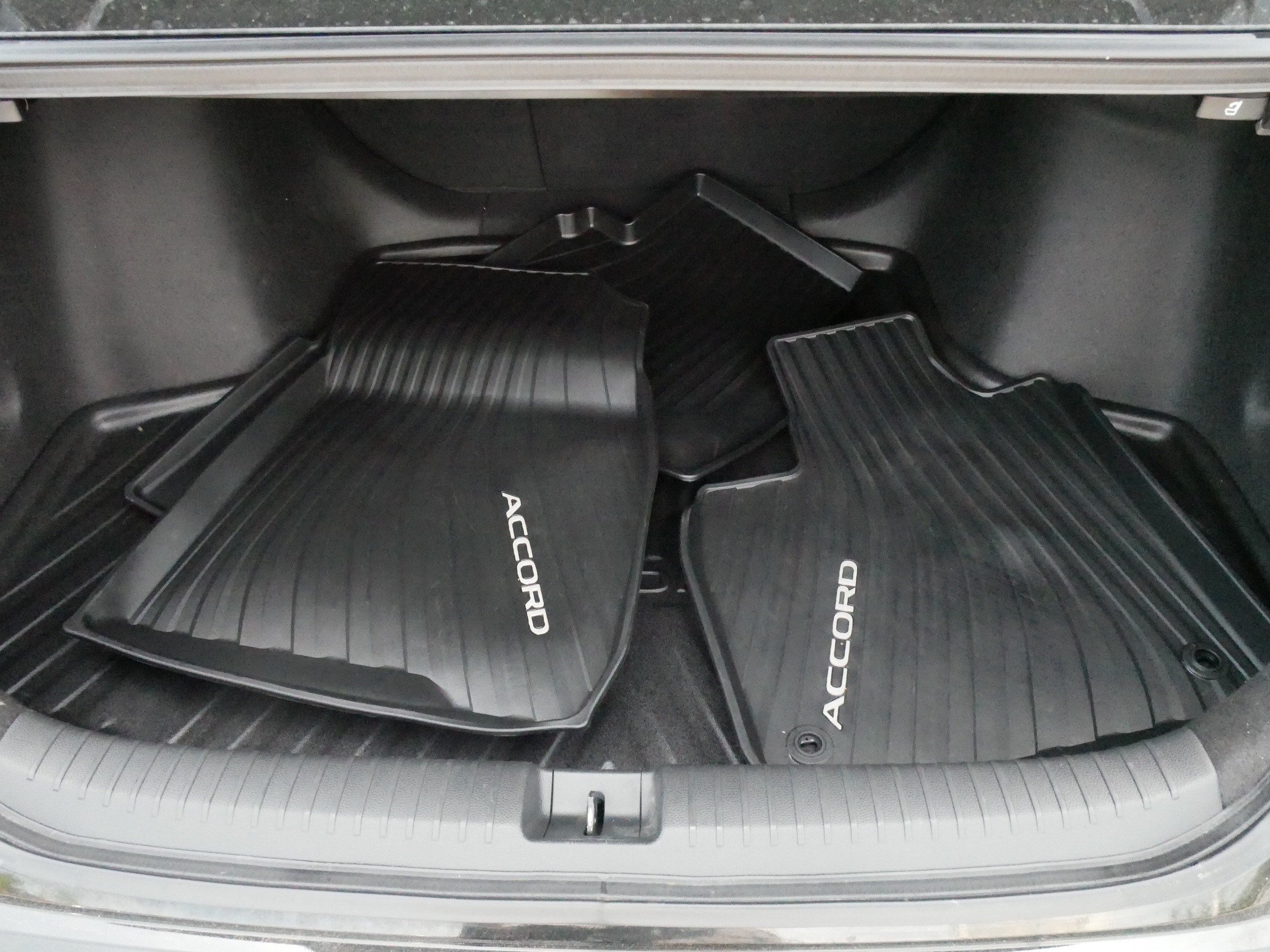 Certified 2023 Honda Accord EX image 17