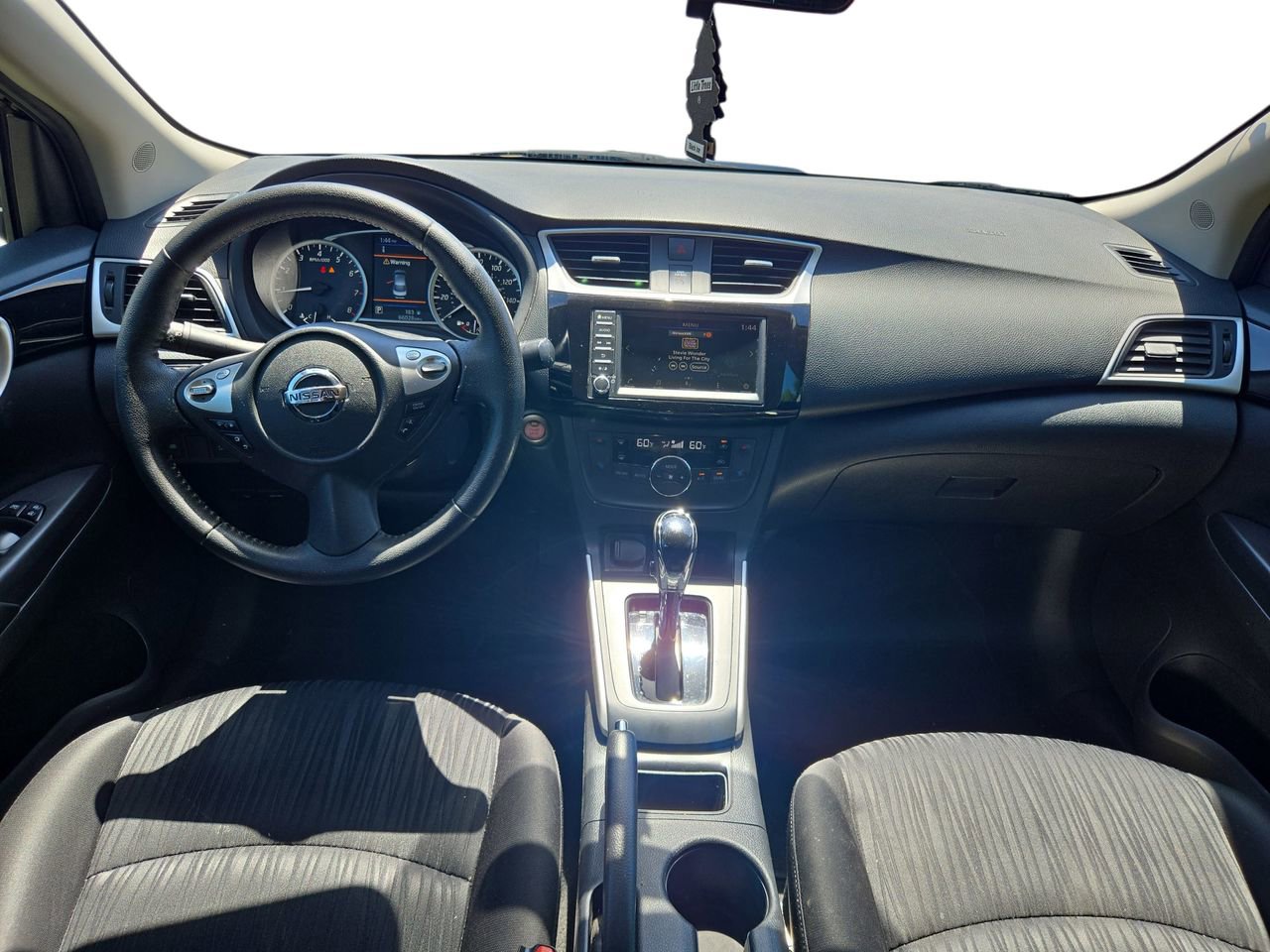 Used 2019 Nissan Sentra SV FWD image 9