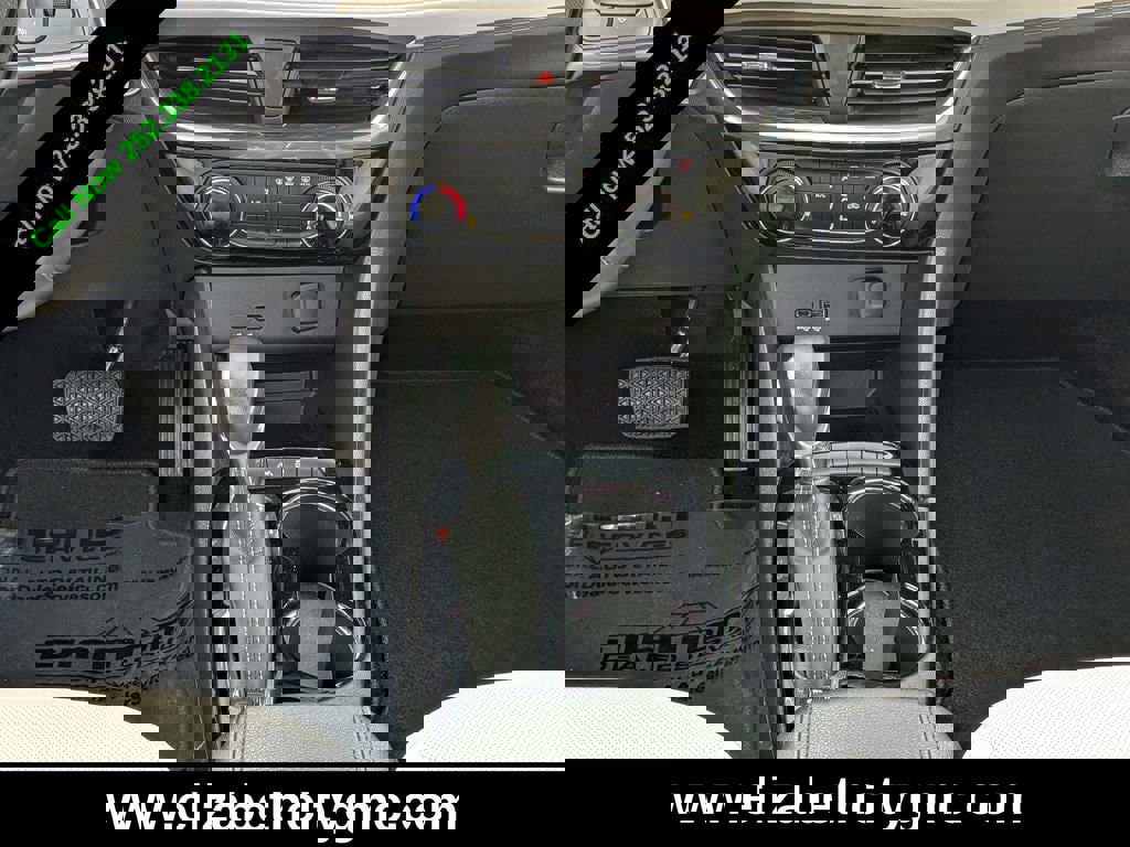 Used 2024 Buick Encore GX Sport Touring image 20