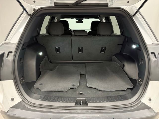 Used 2026 GMC Terrain Elevation FWD image 32