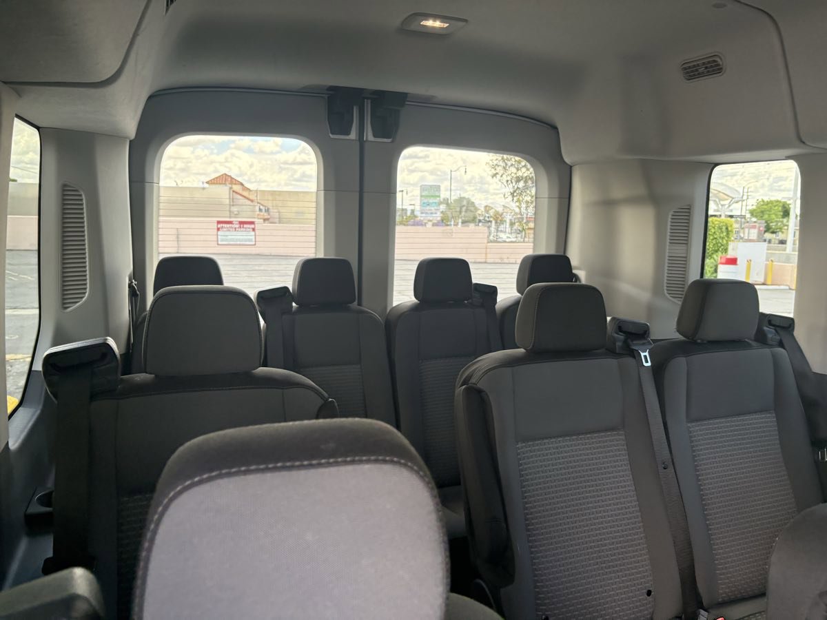 Used 2024 Ford Transit 350 XLT RWD image 21
