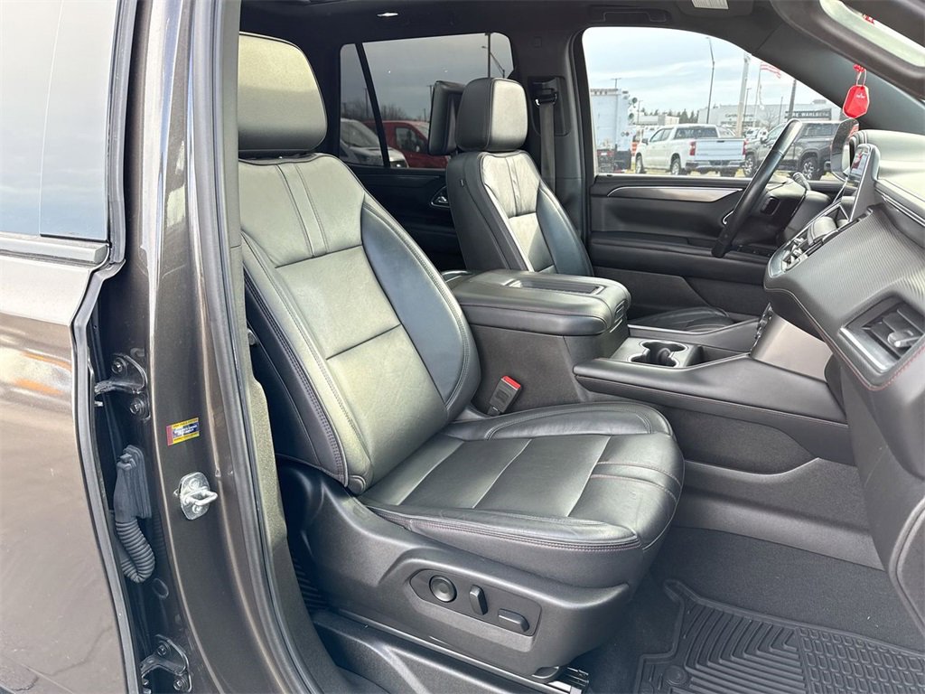 Used 2021 Chevrolet Tahoe RST w/ Luxury Package image 26