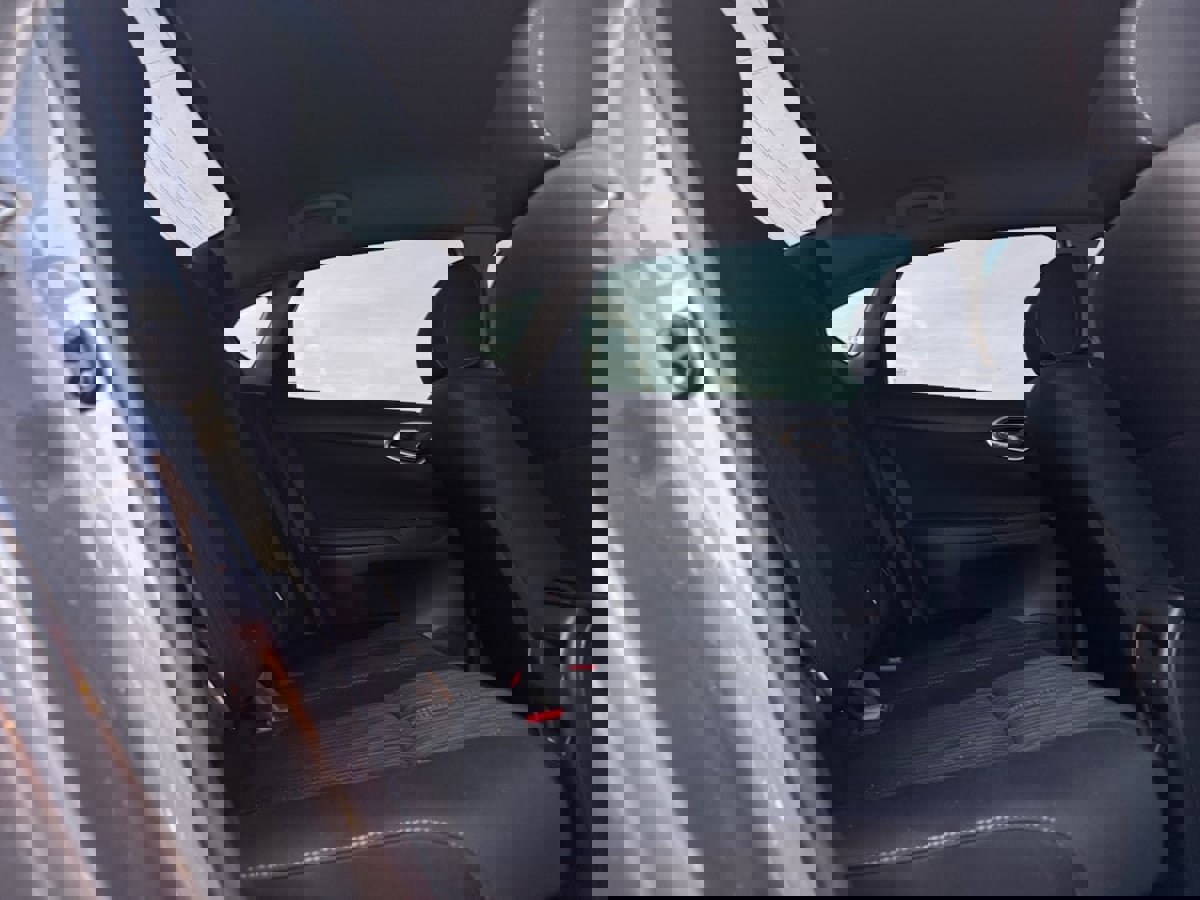 Used 2018 Nissan Sentra SV image 19