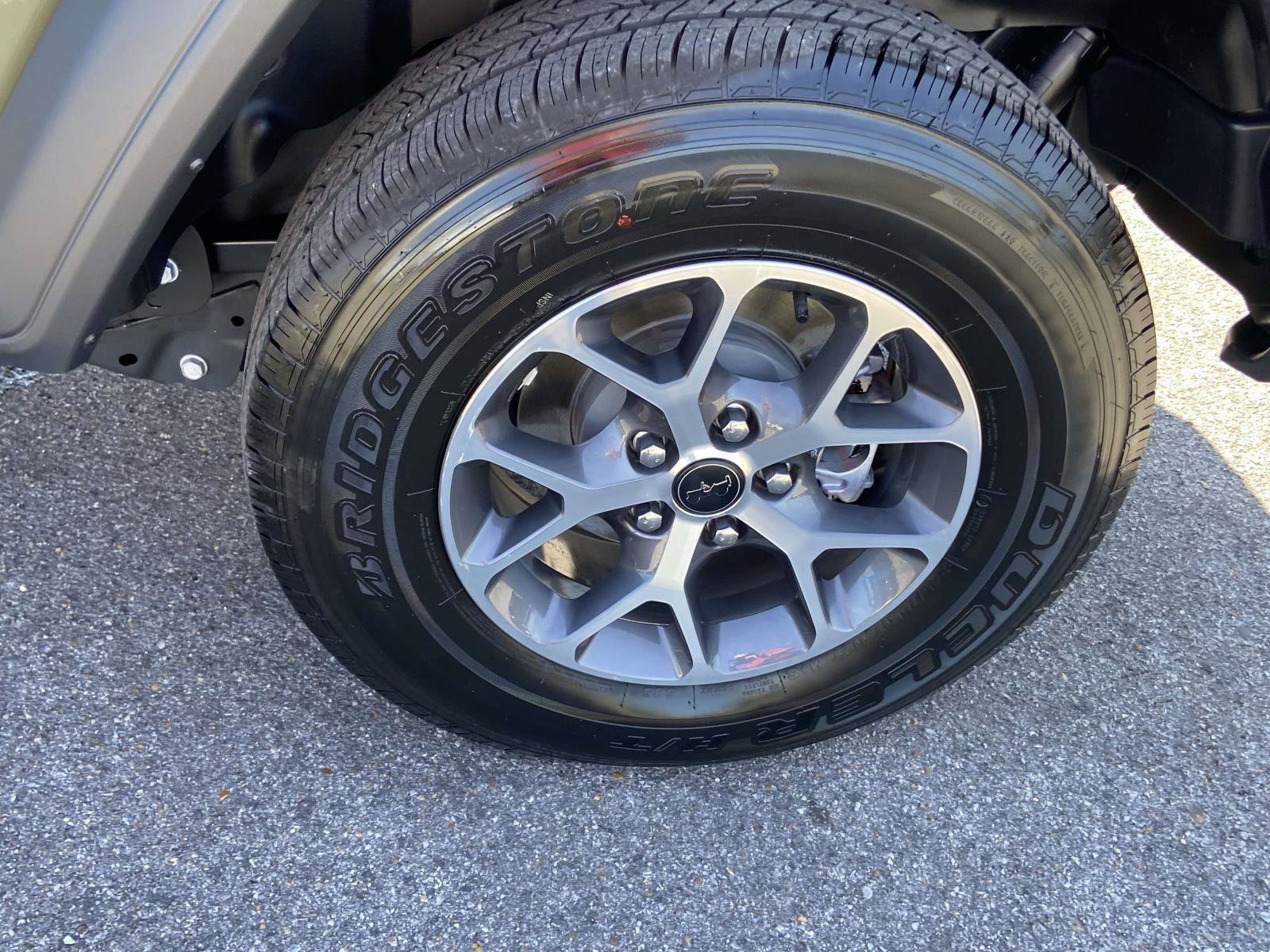 Used 2025 Jeep Wrangler Sport image 29