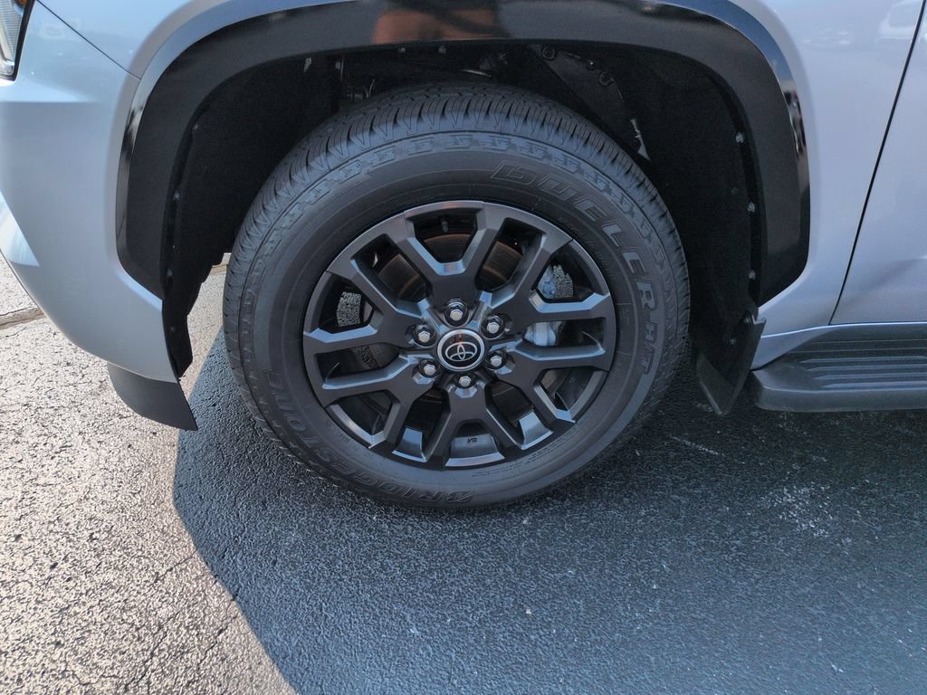 Certified 2023 Toyota Sequoia Platinum AWD/4WD image 27