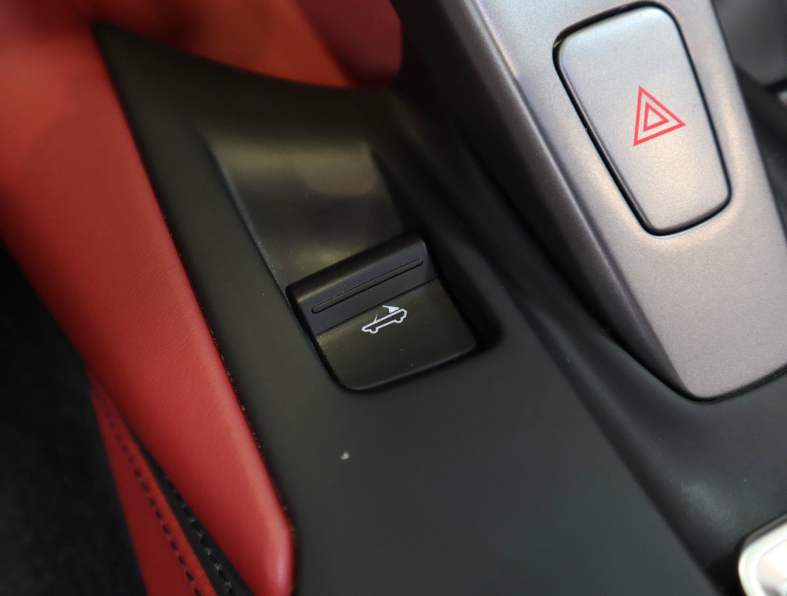 Certified 2021 Ferrari 812 GTS RWD image 33