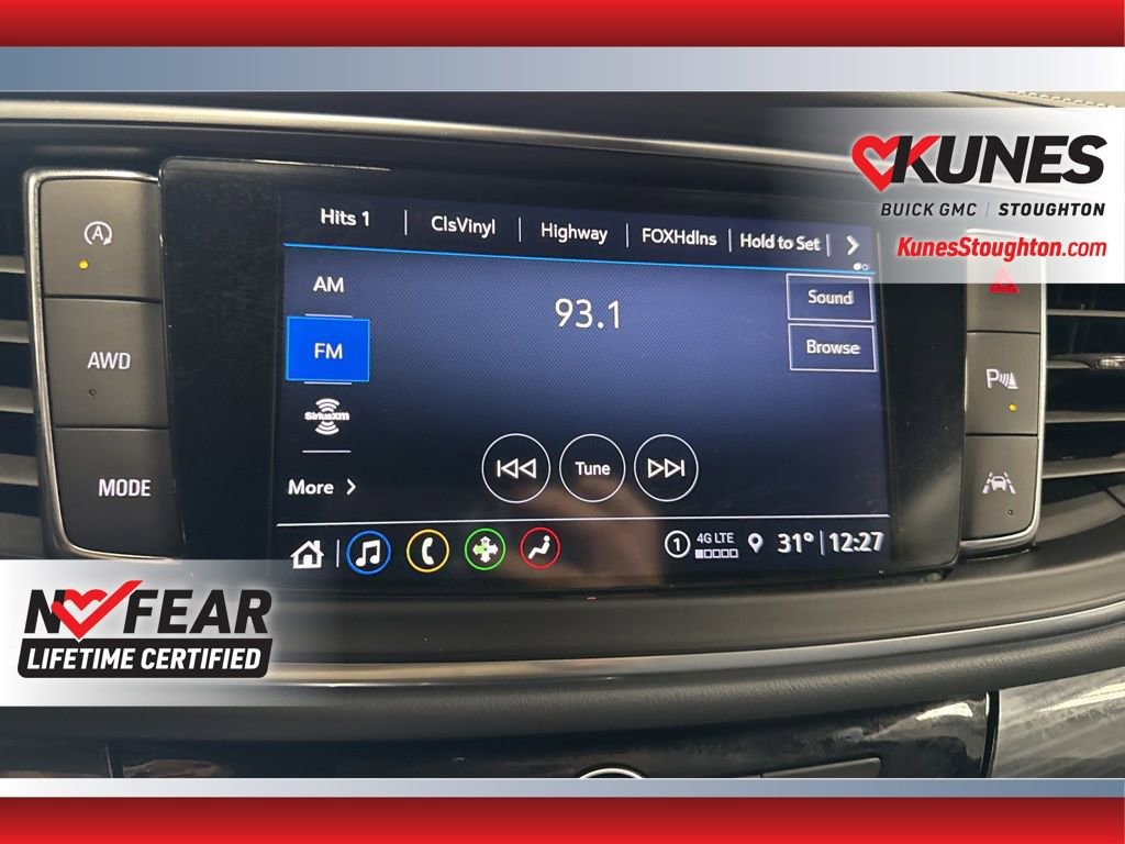 Used 2024 Buick Enclave Essence image 29