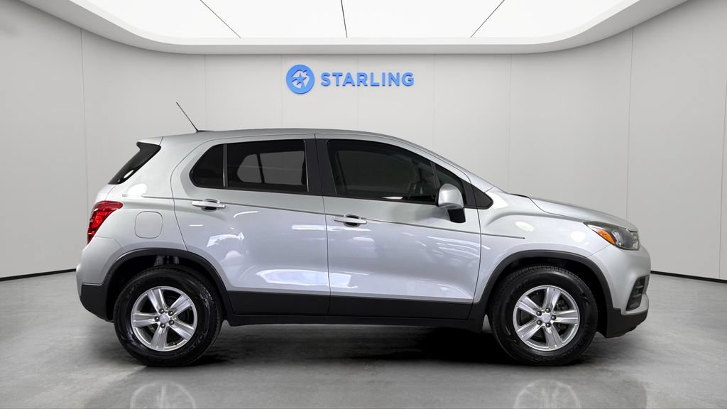 Used 2019 Chevrolet Trax LS FWD image 11