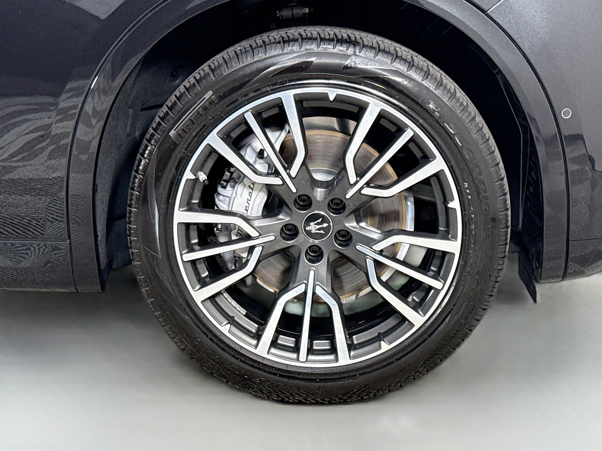 Used 2025 Maserati Grecale GT AWD/4WD image 32
