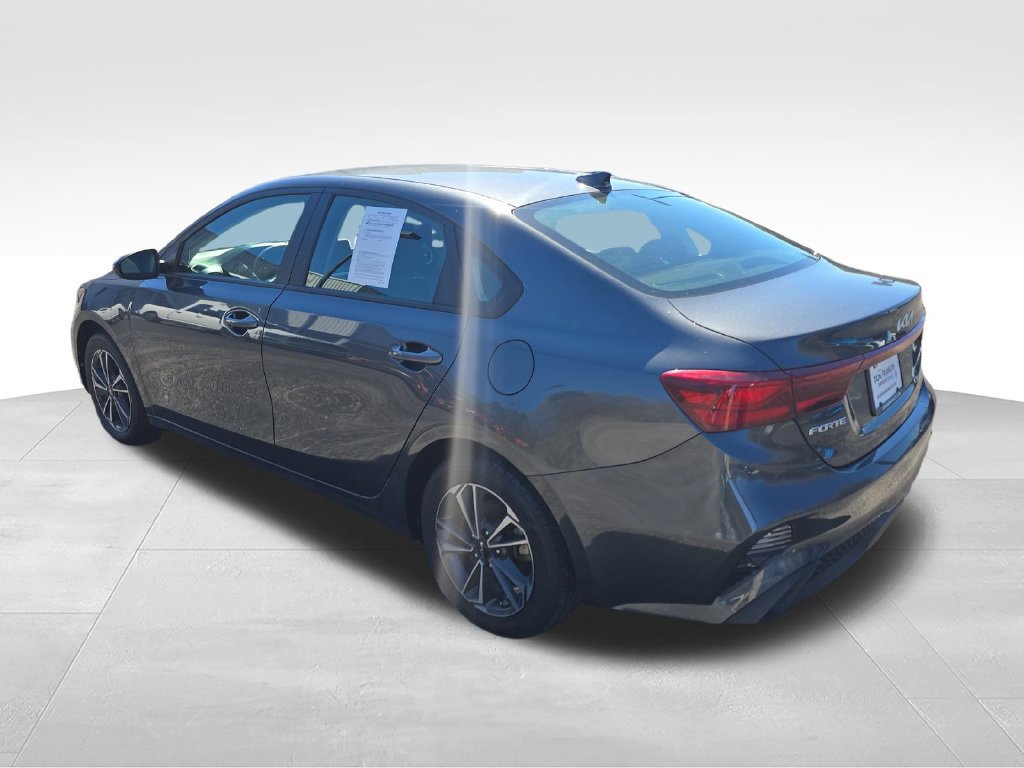 Used 2024 Kia Forte LXS FWD image 3