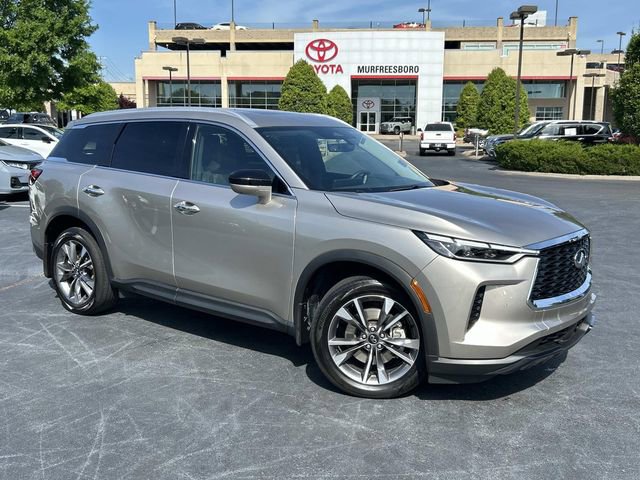 Used 2024 INFINITI QX60 Luxe AWD/4WD image 2