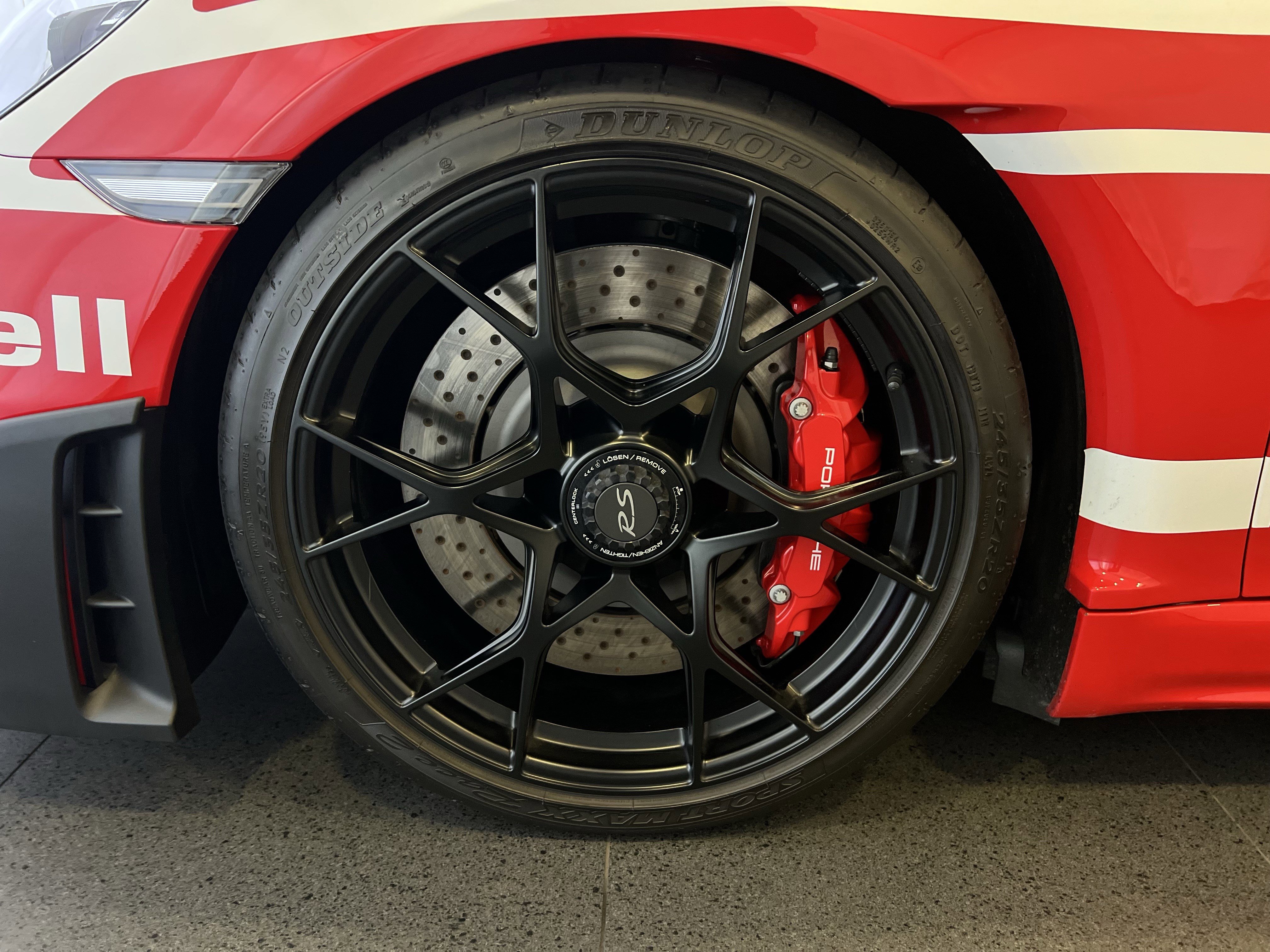 Used 2025 Porsche 718 Cayman GT4 RS image 10