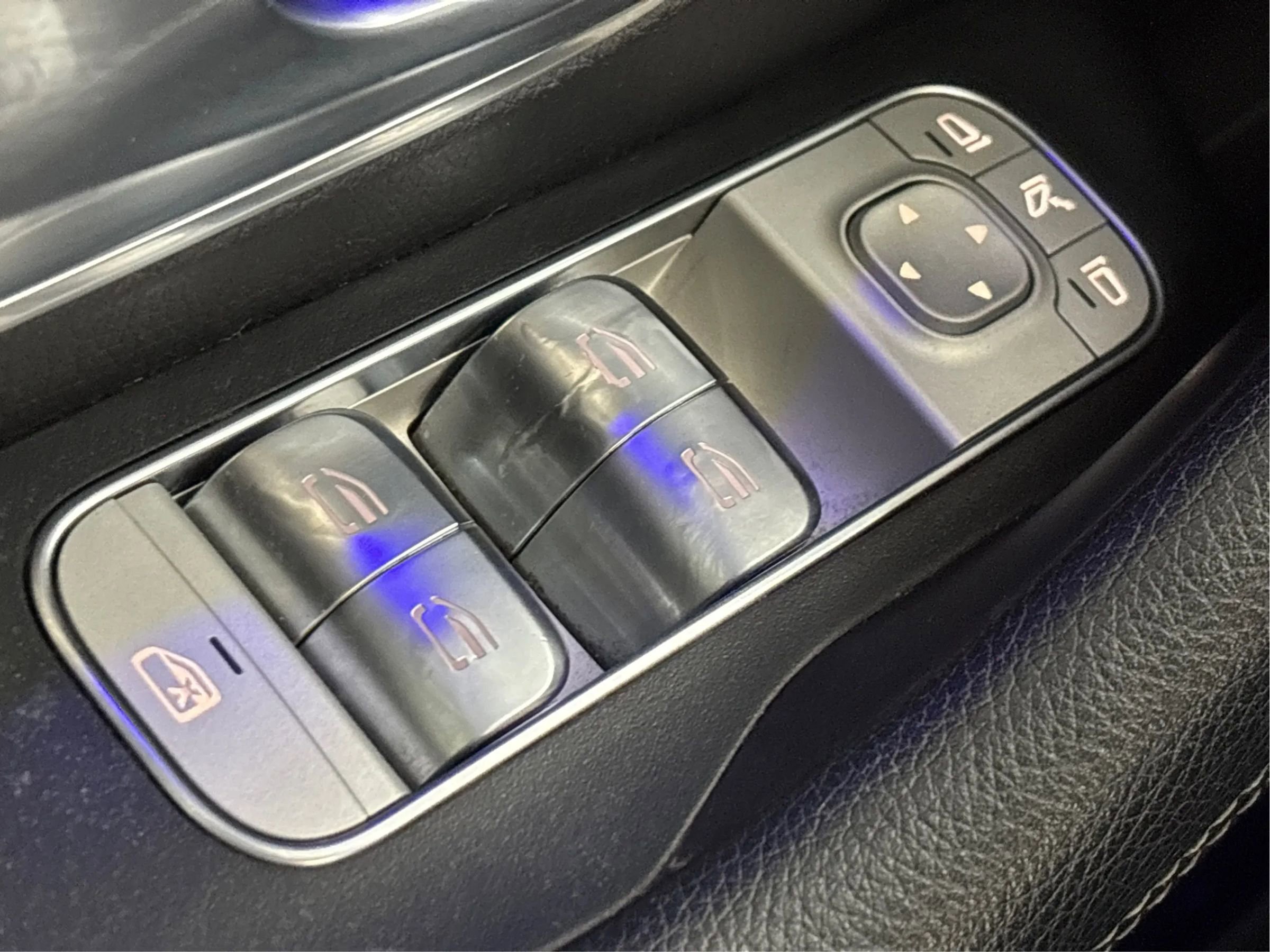 Used 2021 Mercedes-Benz GLE 350 4MATIC image 43