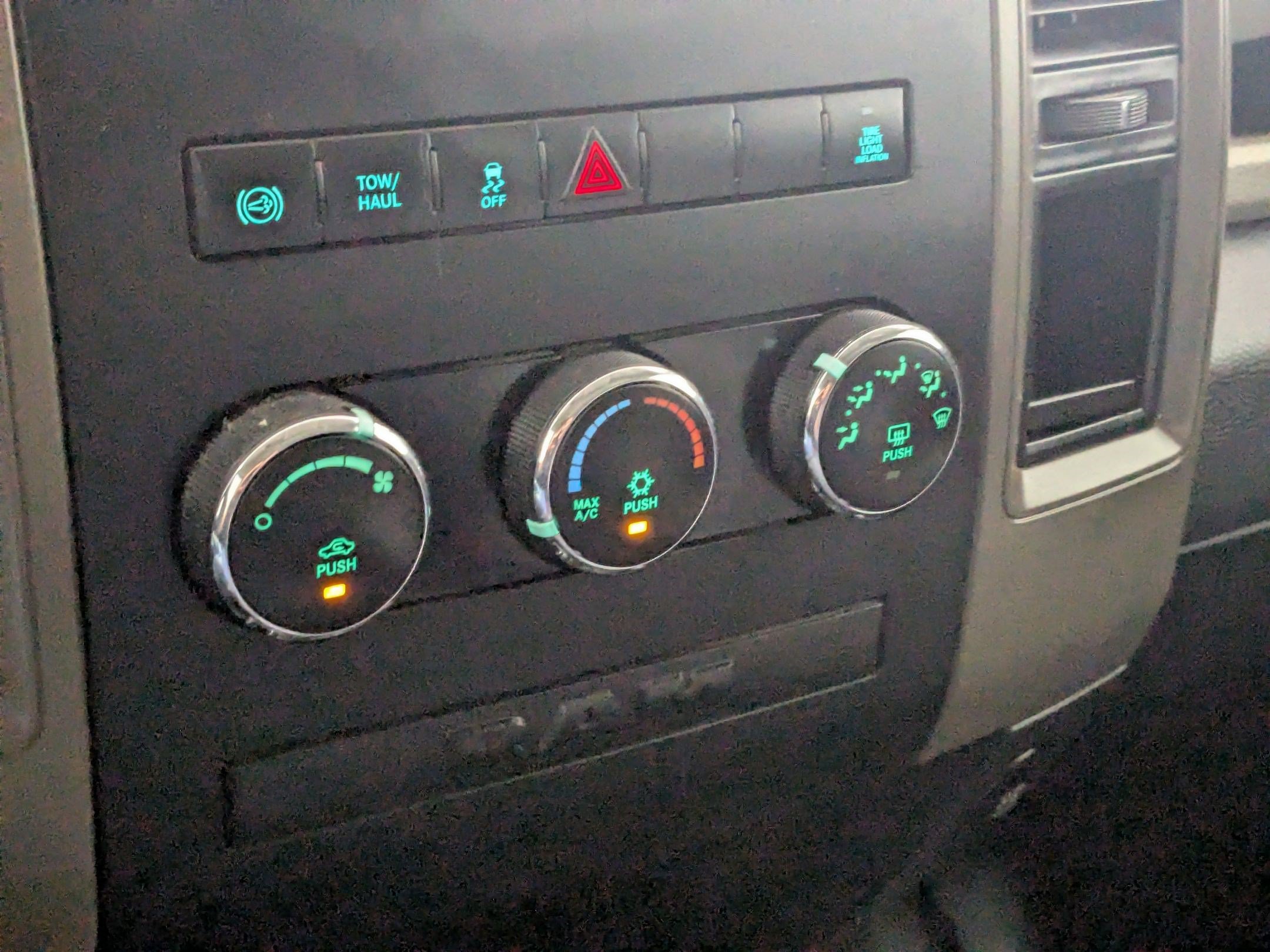 Used 2012 RAM 2500 ST w/ Chrome Appearance Group AWD/4WD image 19