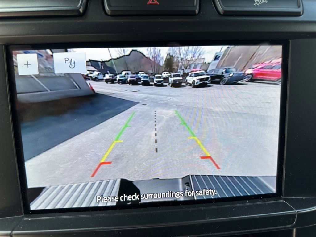 Used 2023 Ford F250 XLT w/ Snow Plow/Camper Package image 14