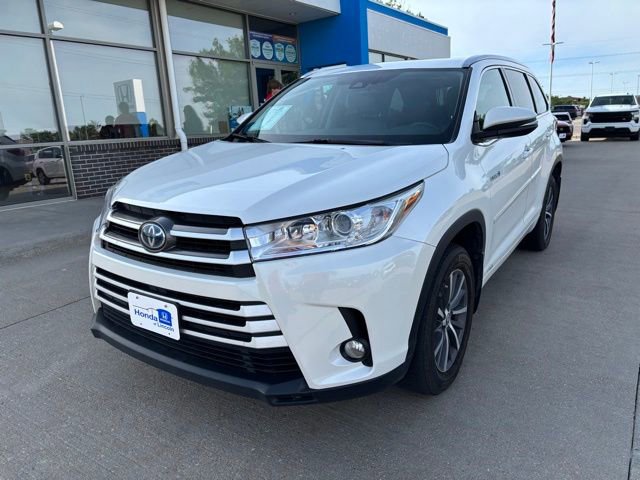 Used 2017 Toyota Highlander XLE w/ Protection Package #3