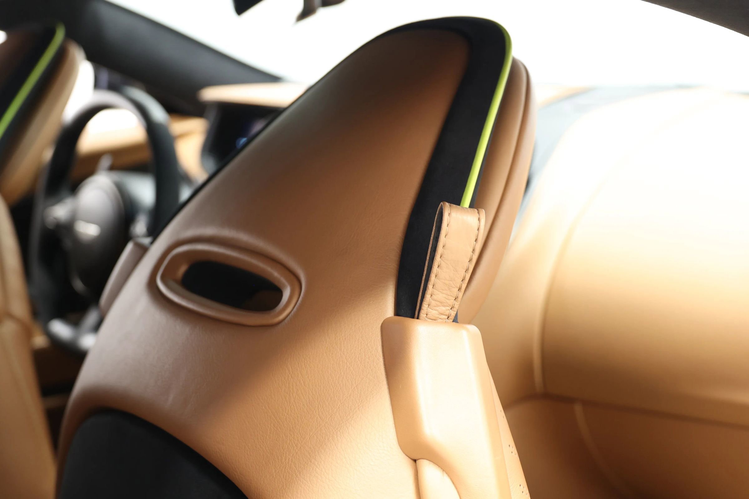 Used 2020 Aston Martin DB11 AMR image 69