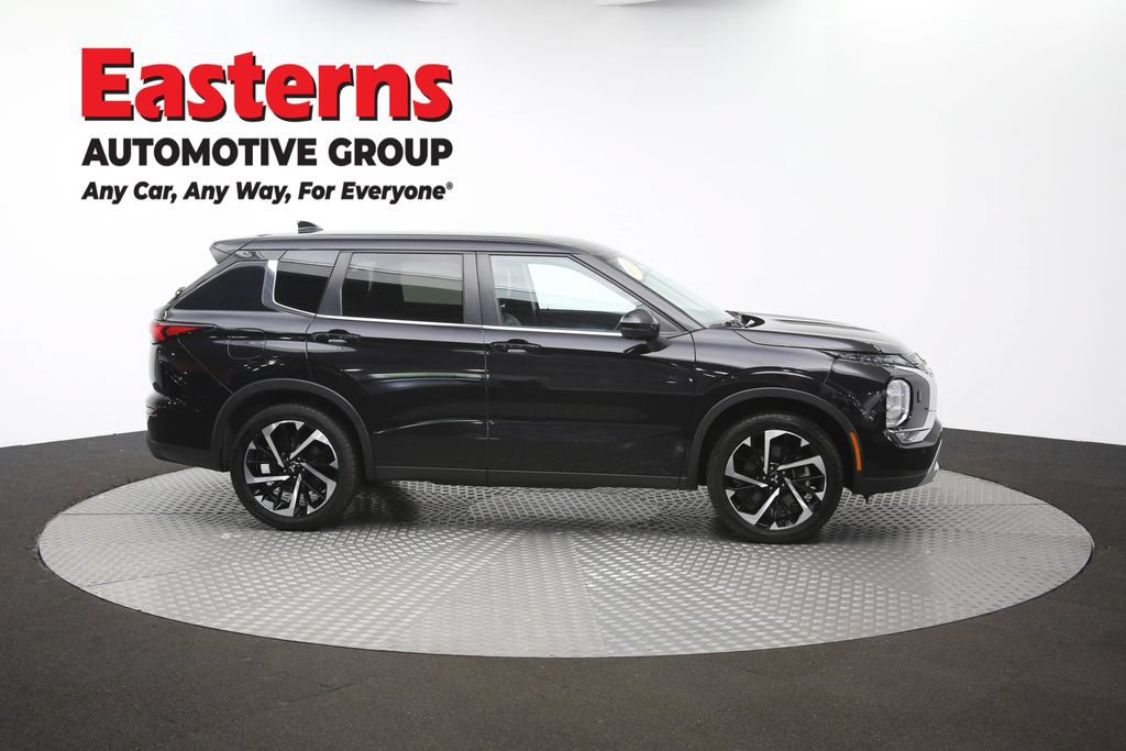 Used 2024 Mitsubishi Outlander SE AWD/4WD image 45