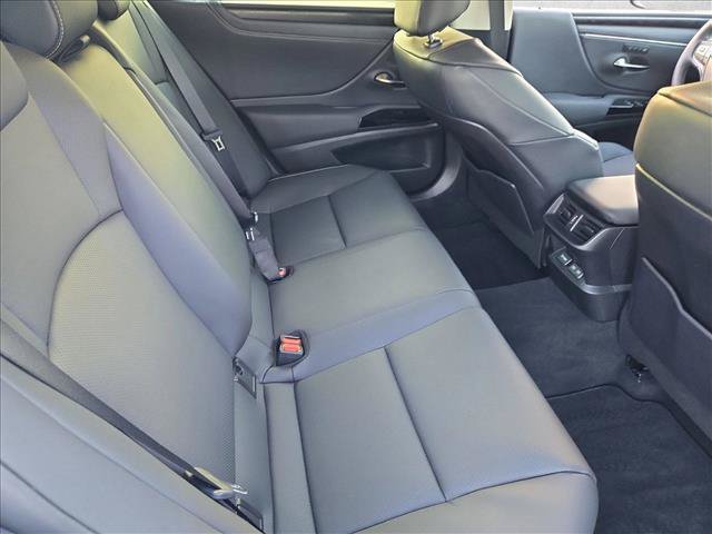 Used 2023 Lexus ES 250 w/ Premium Package AWD/4WD image 20