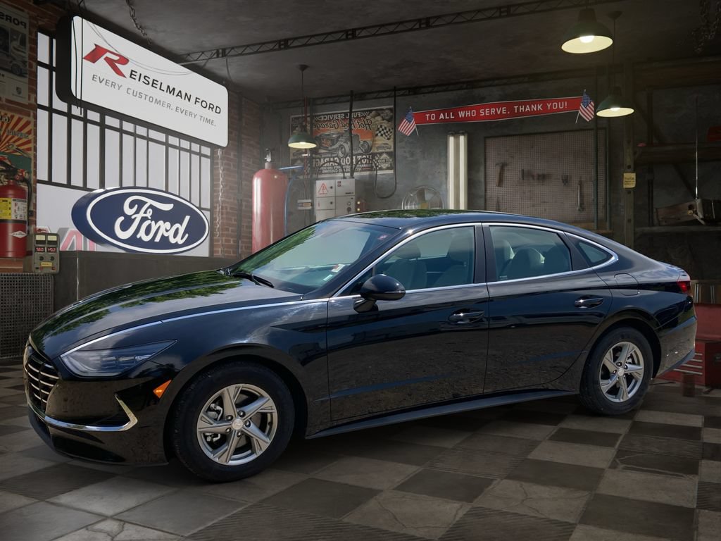 Used 2023 Hyundai Sonata SE FWD image 1