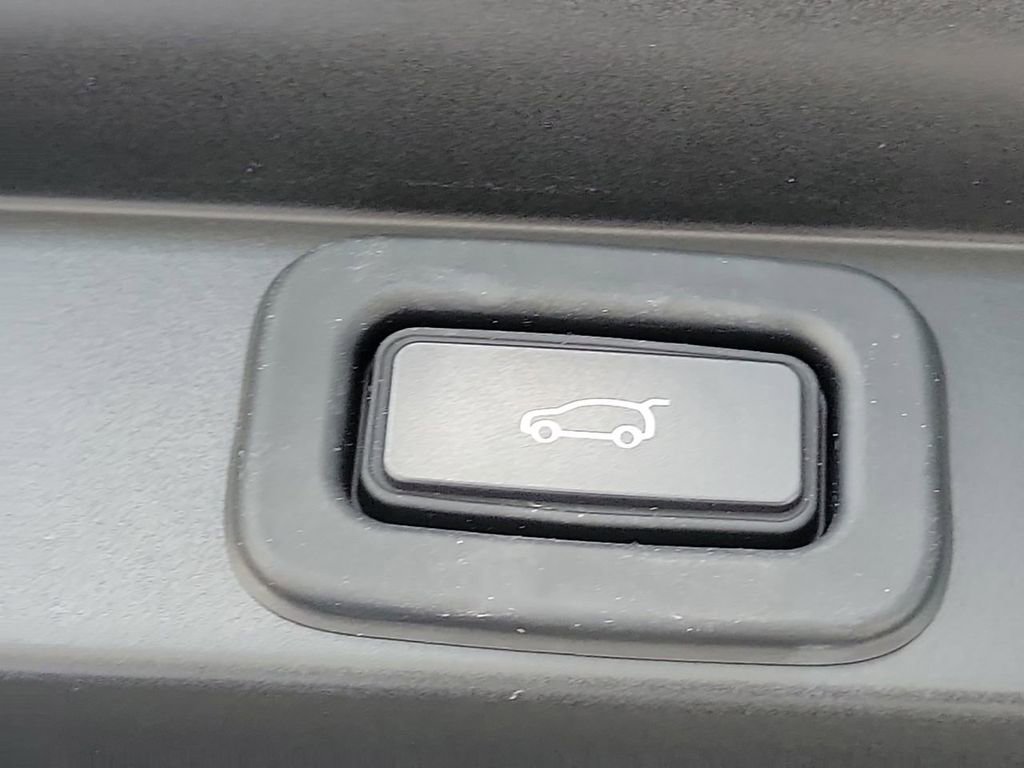 Certified 2023 Land Rover Range Rover SE AWD/4WD image 12