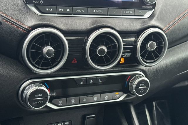 Used 2022 Nissan Sentra SR w/ SR Premium Package image 16