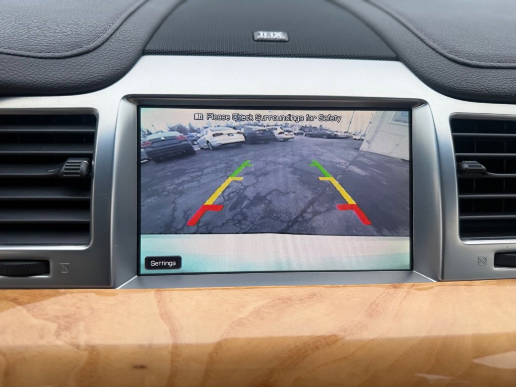 Used 2012 Lincoln MKS AWD image 21