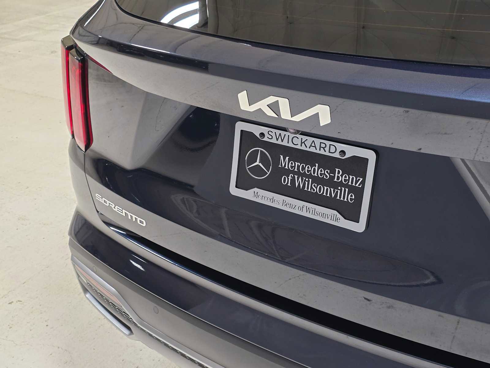 Used 2023 Kia Sorento SX Prestige image 16