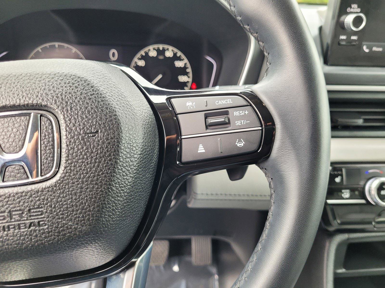 Used 2023 Honda Pilot EX-L image 32