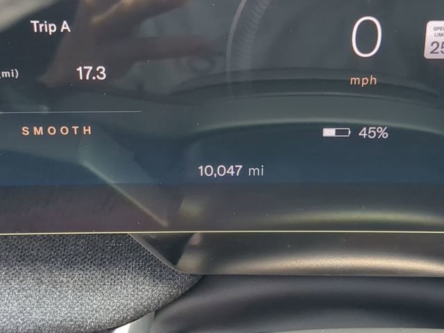 Used 2024 Lucid Air Pure RWD image 31